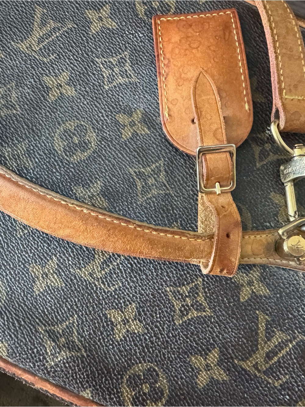 Louis Vuitton Monogram Canvas Shoulder Bag - Brown/ Tan - Picture 6 of 16
